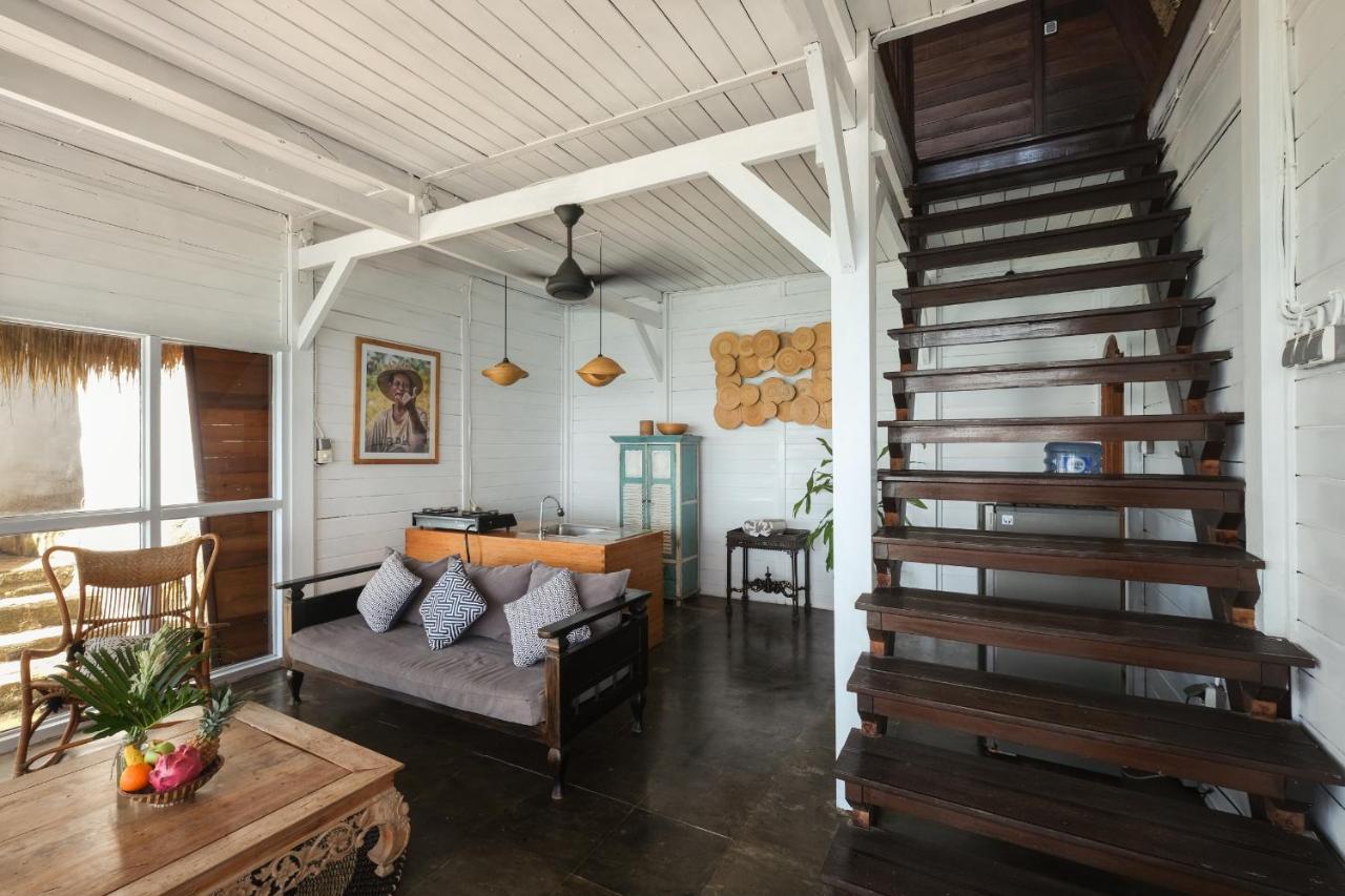 Rumah Elizabeth & Rumah Janneke Улувату Экстерьер фото